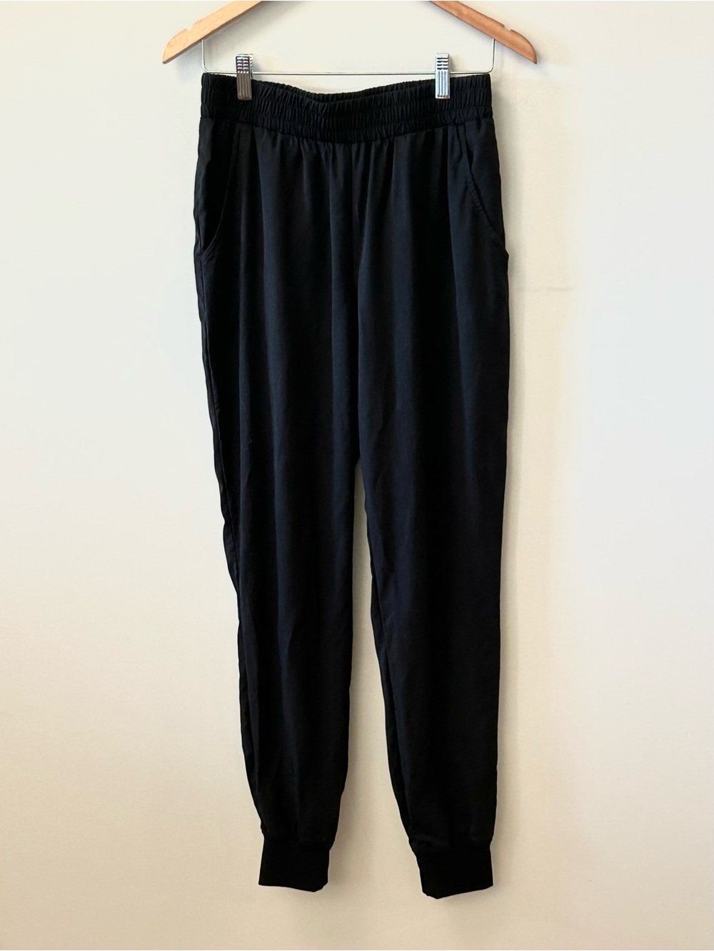Ophelia Roe Black Elastic Waist Jogger Pant Soft 100% Lyocell Women’s Size Small